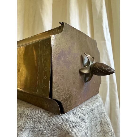 Vintage antique brass jar box lidded engraved trinket 5x4” decorative decor - Picture 8 of 16